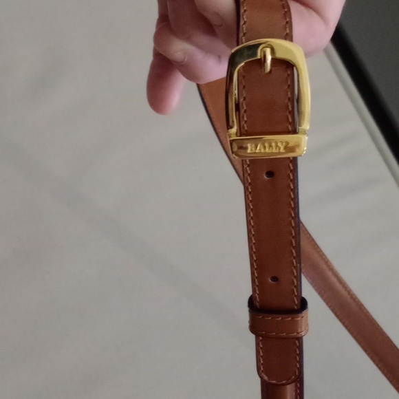 Vintage Bally tan leather crossbody bag - Picture 5 of 15